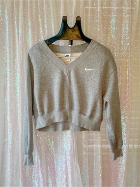 Nike Light Gray V-Neck Sweatshirt with Swoosh